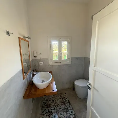 Al Palazzotto Gasthuis Madonna Delle Grazie